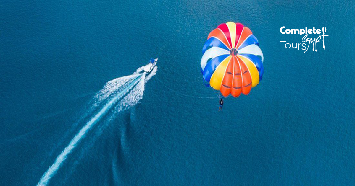 Hurghada-parasailing,